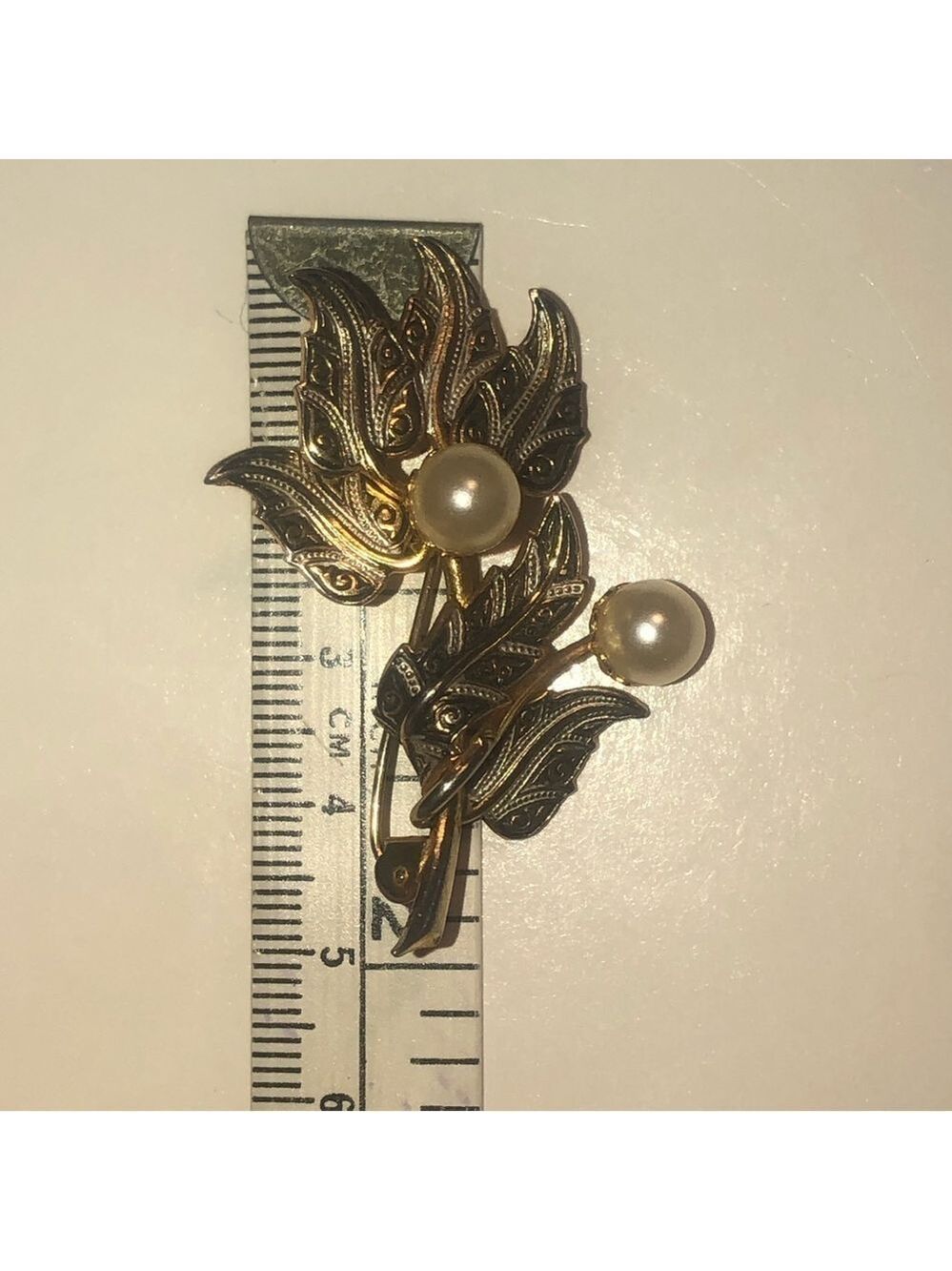 Vtg Damascene Spanish Toledo Gold Tone & Black Leaves Faux Pearl Approx 2” - Picture 6 of 6